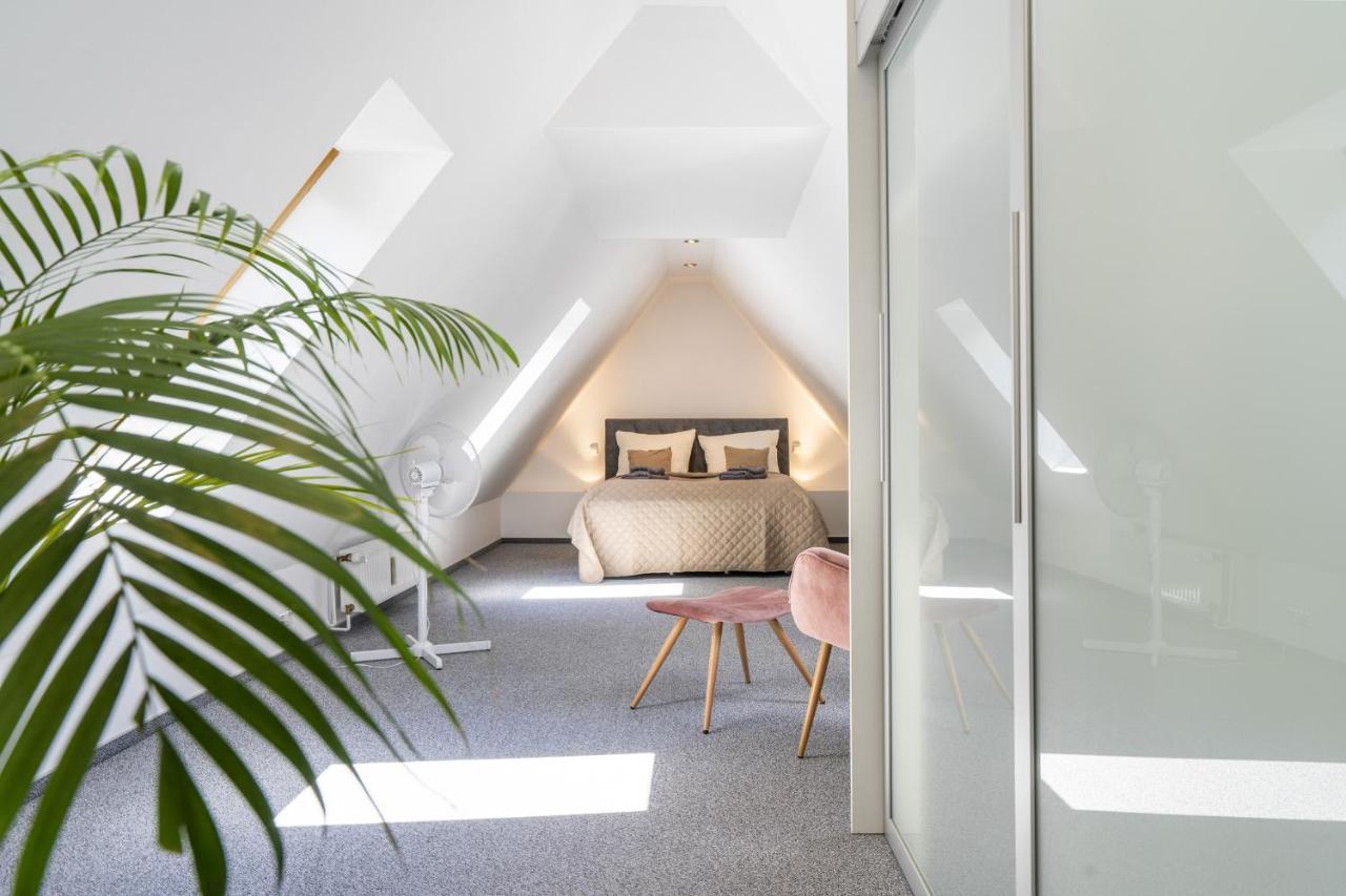 Free Living - Buddha Design, Natur, Parkplatz, Washer Wolfsburg Exterior foto