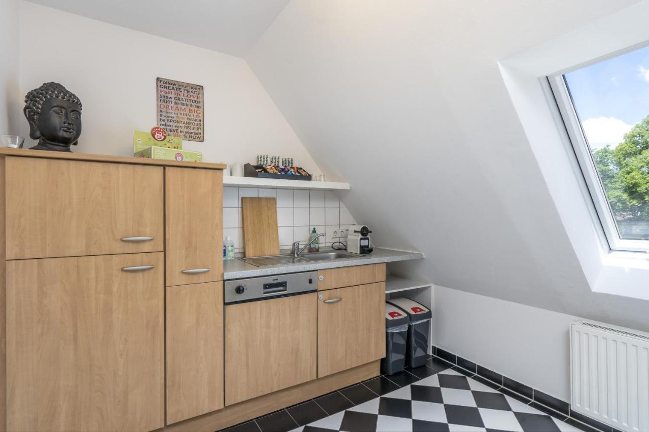 Free Living - Buddha Design, Natur, Parkplatz, Washer Wolfsburg Exterior foto